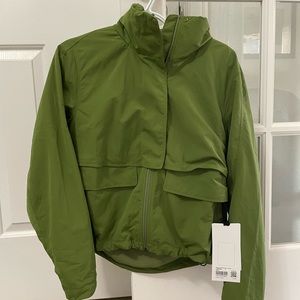 NWT ✨ Lululemon Always Effortless Jacket 💚 Size 6